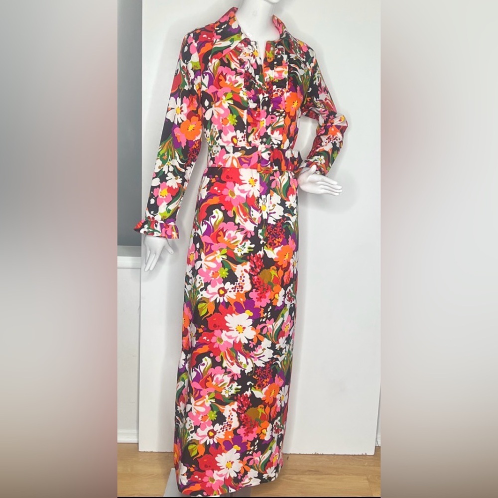The Spectator Sz 6-8 Vintage Long Front Button Dress with Belt